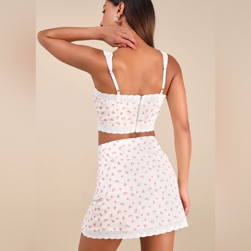 Floral Two-Piece Bodycon Mini Dress - Picture 3 of 4
